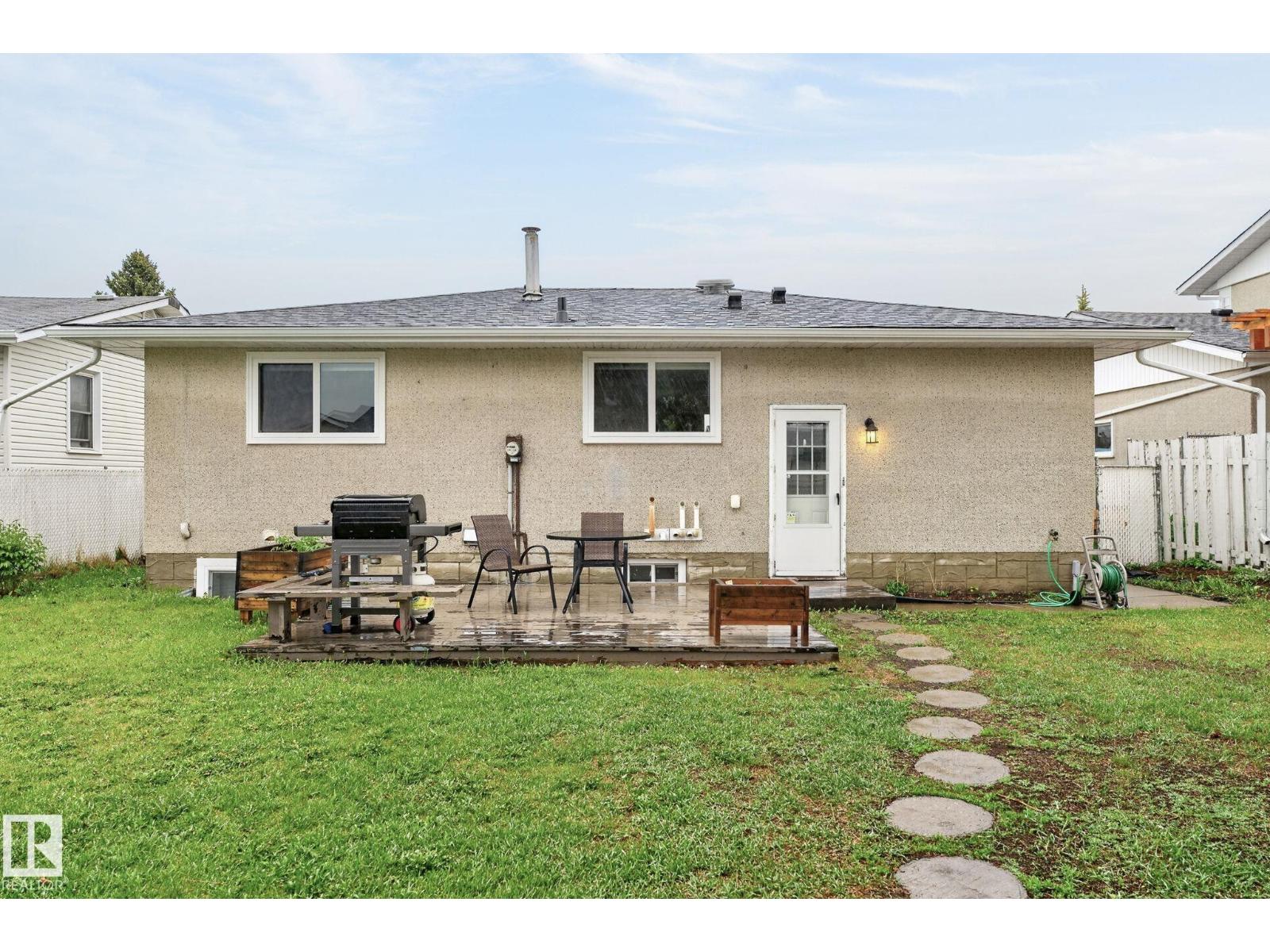 15112 80 ST NW - 40