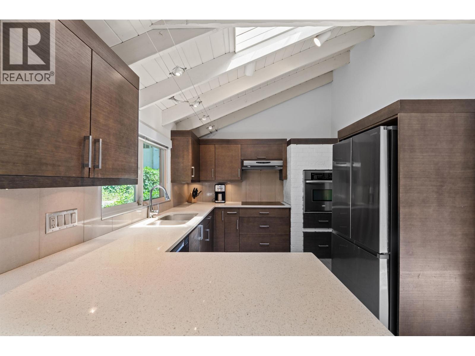 2995 ALTAMONT CRESCENT, West Vancouver