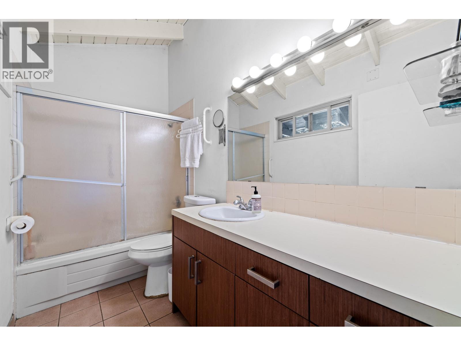 2995 ALTAMONT CRESCENT, West Vancouver