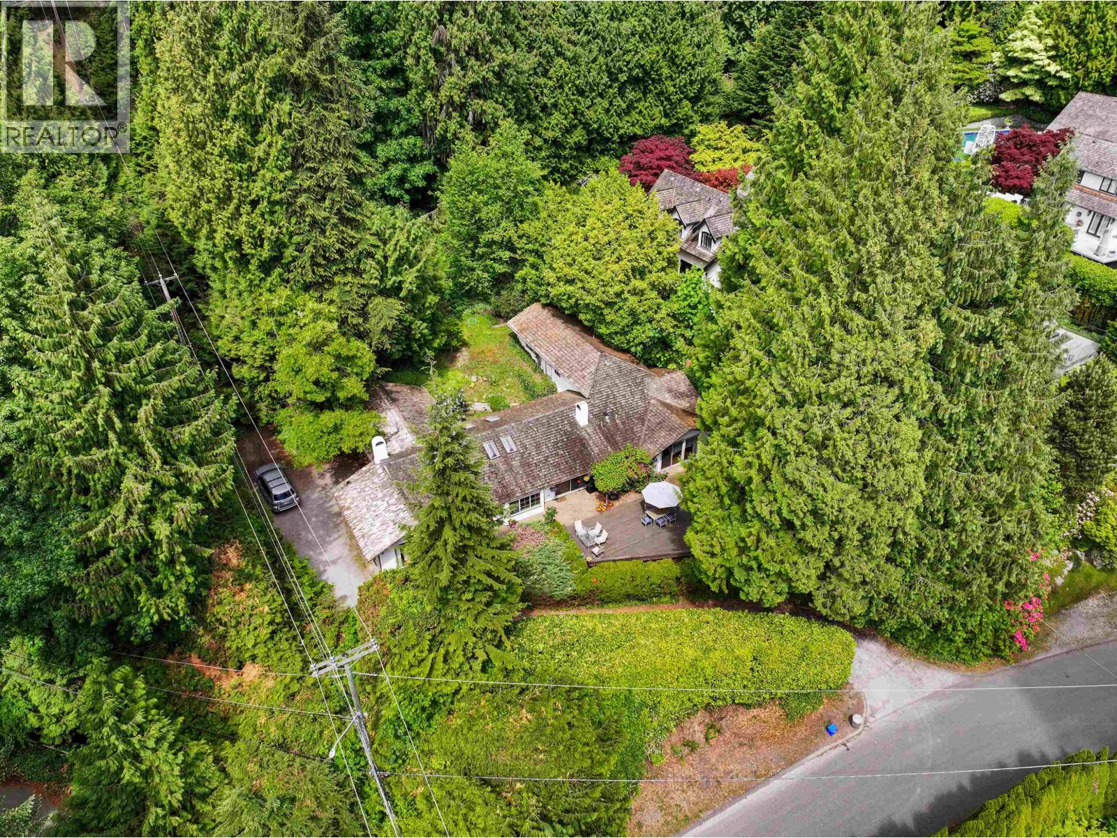 2995 ALTAMONT CRESCENT, West Vancouver