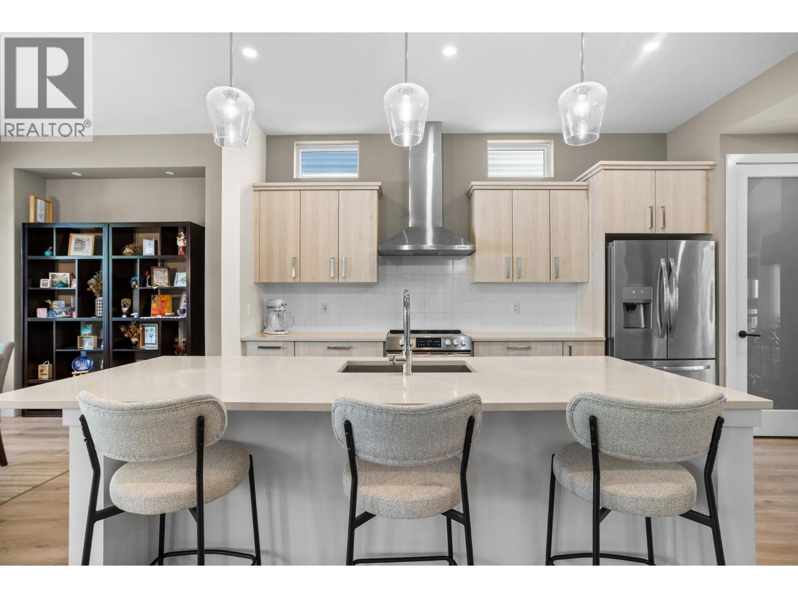 23193 113 AVENUE, Maple Ridge