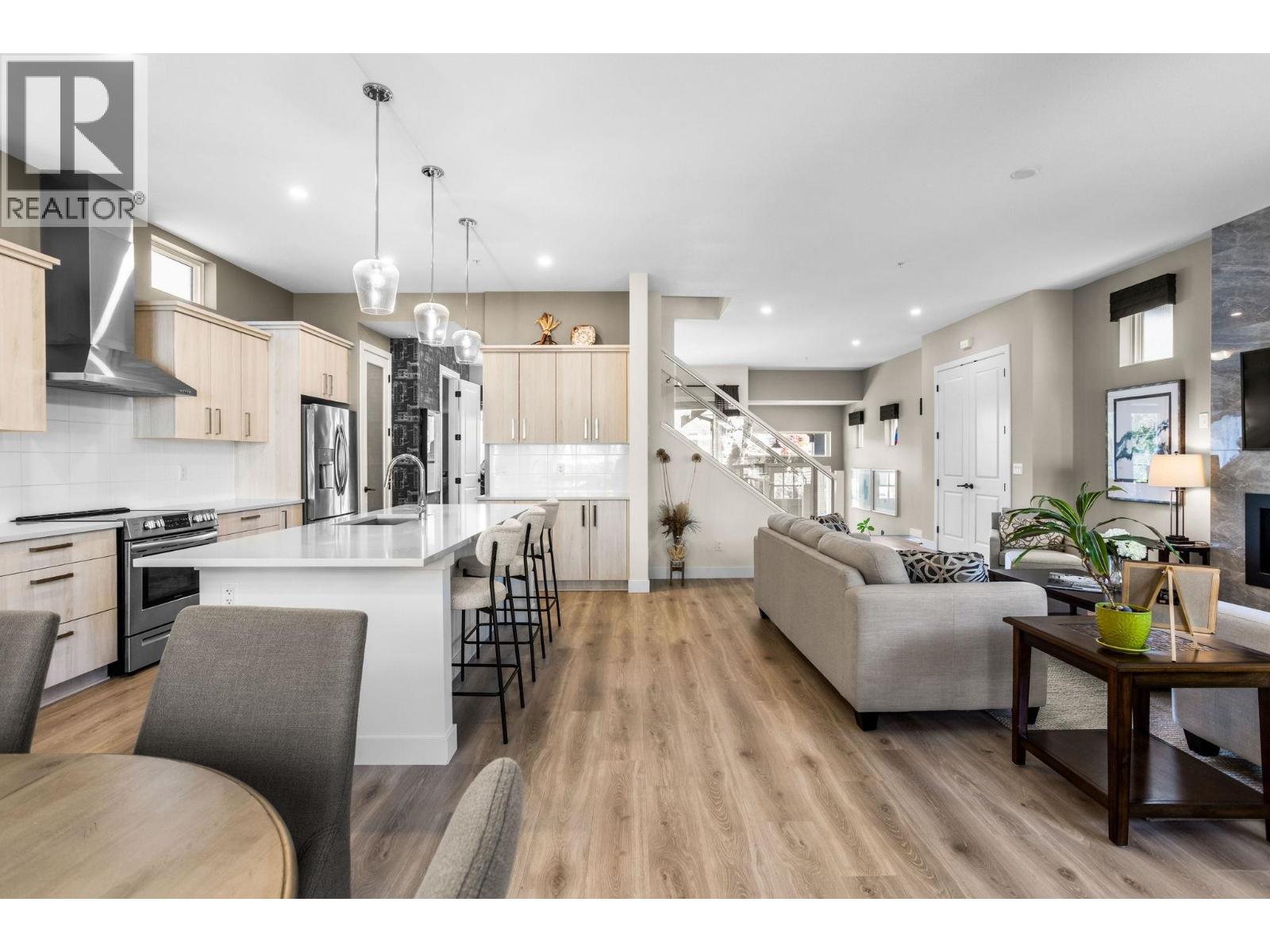 23193 113 AVENUE, Maple Ridge