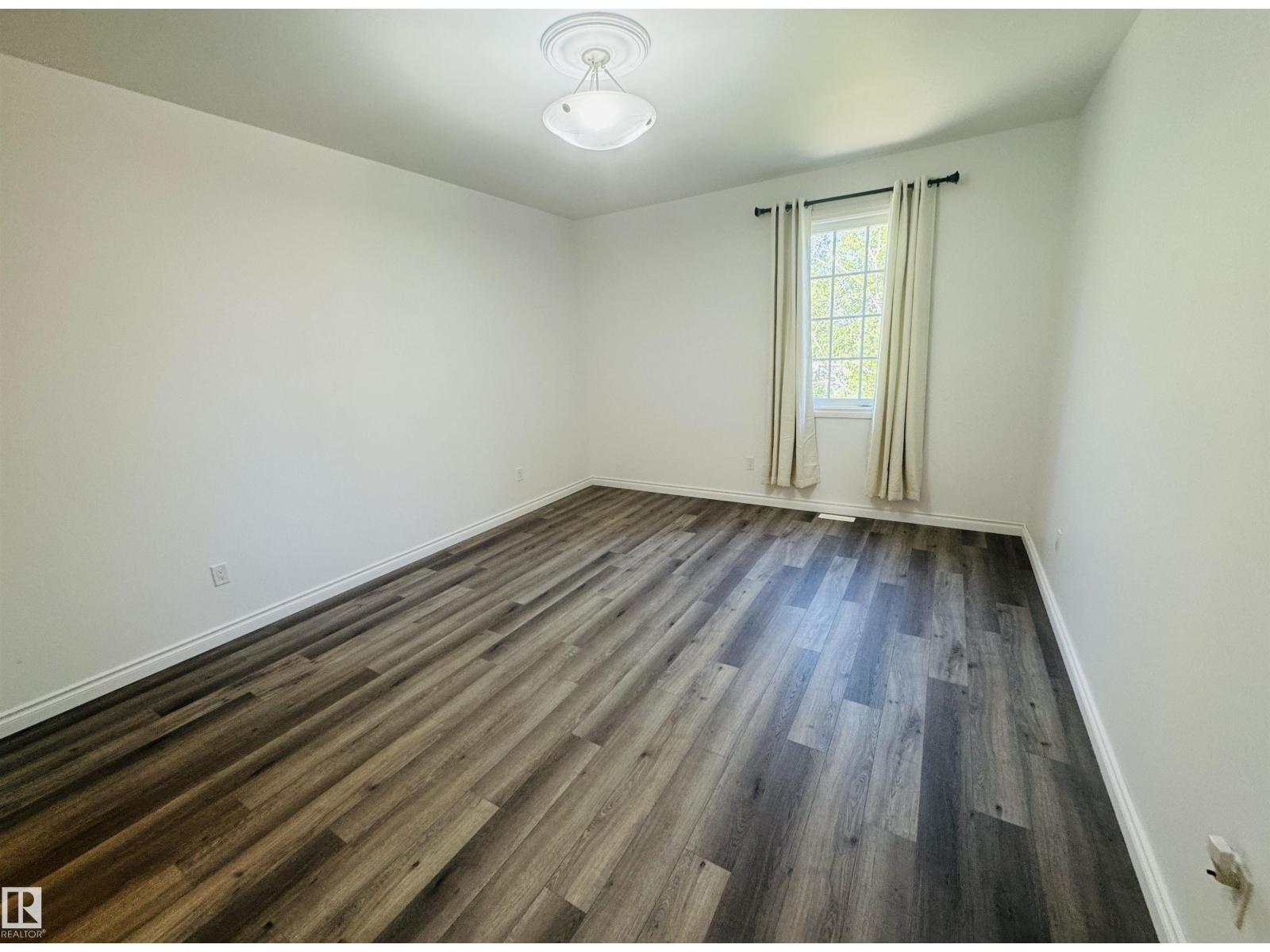 553 11207 TWP R 564 - 30
