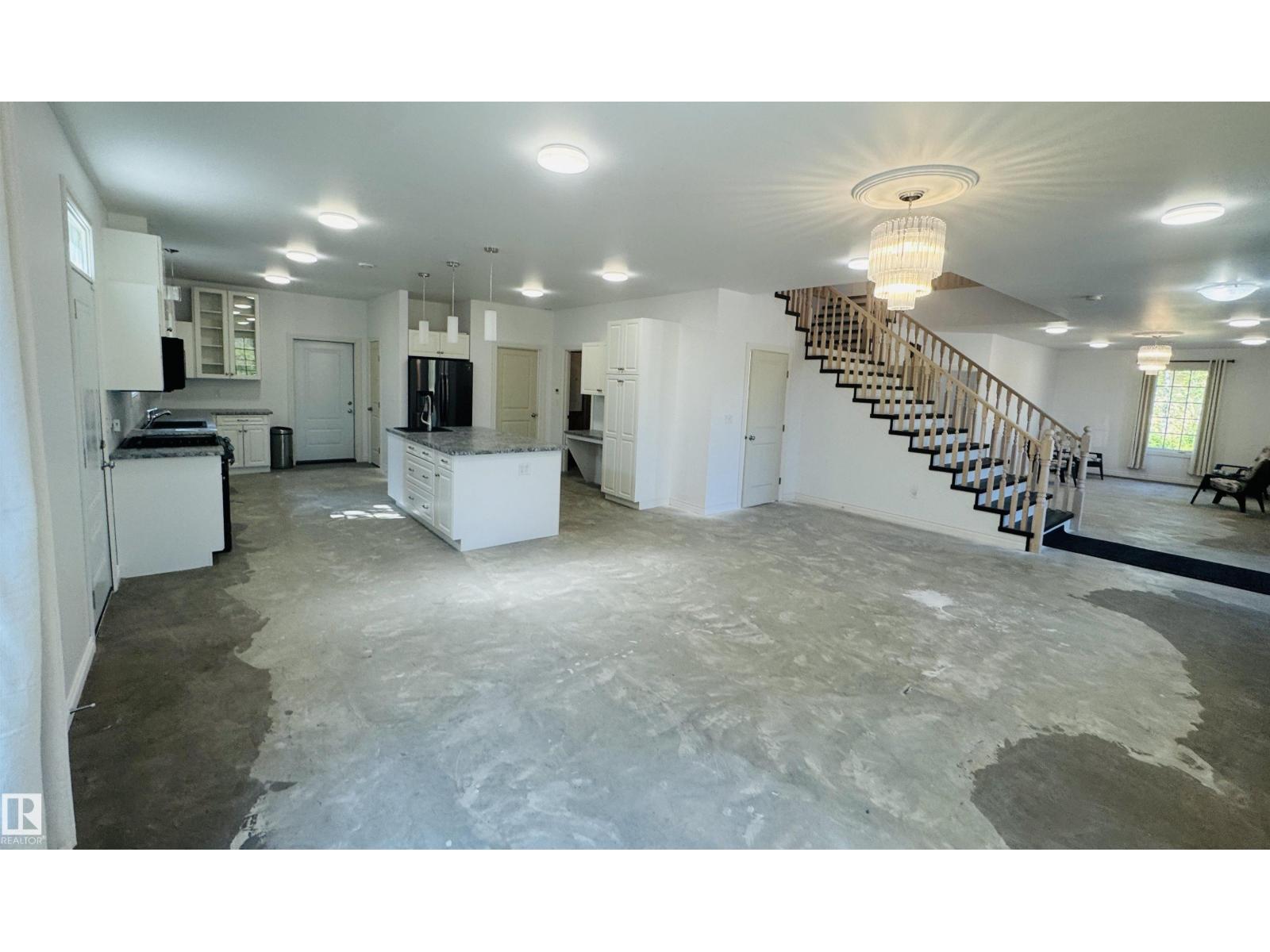 553 11207 TWP R 564 - 5