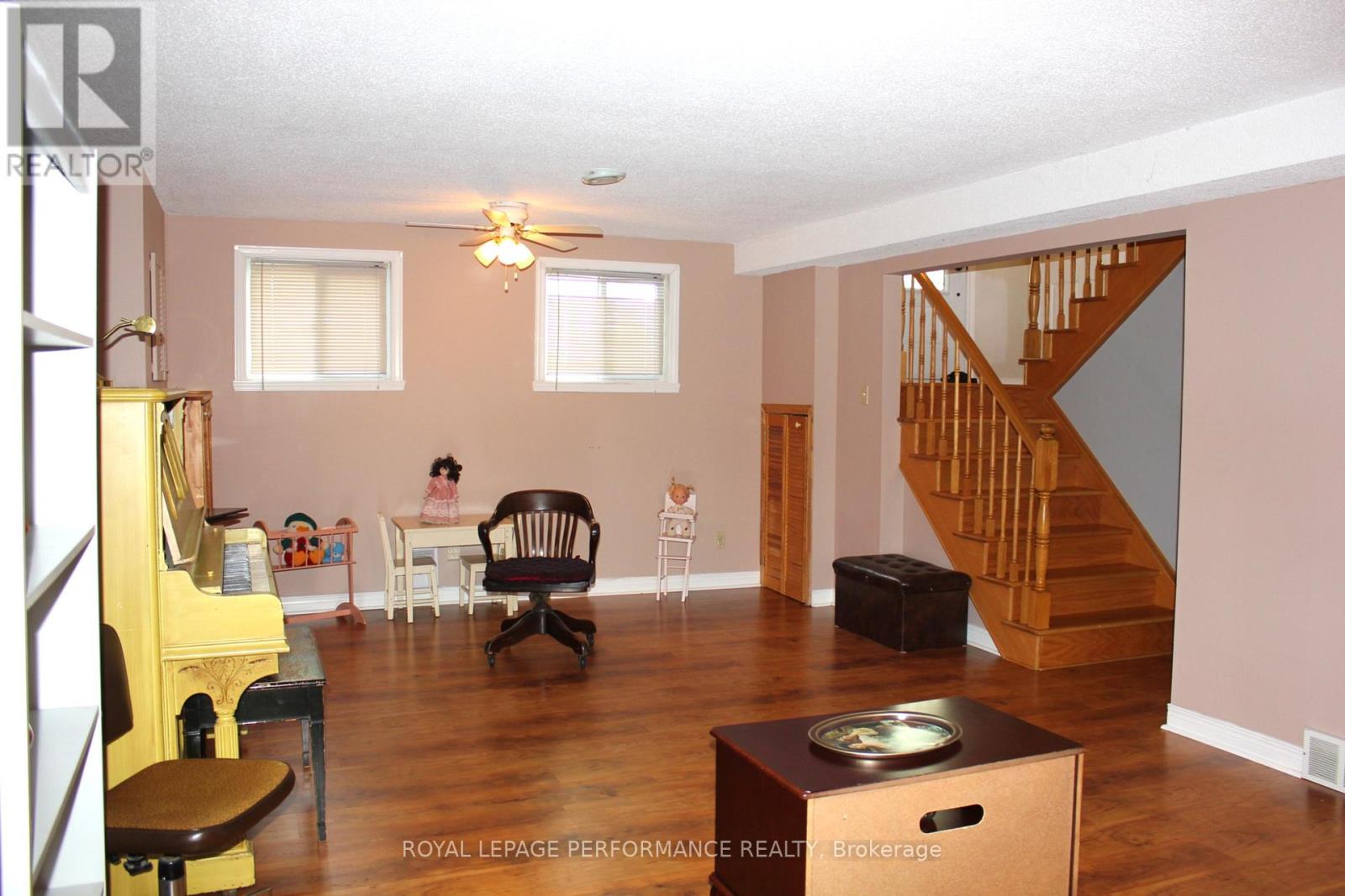 597 JASE STREET - 34