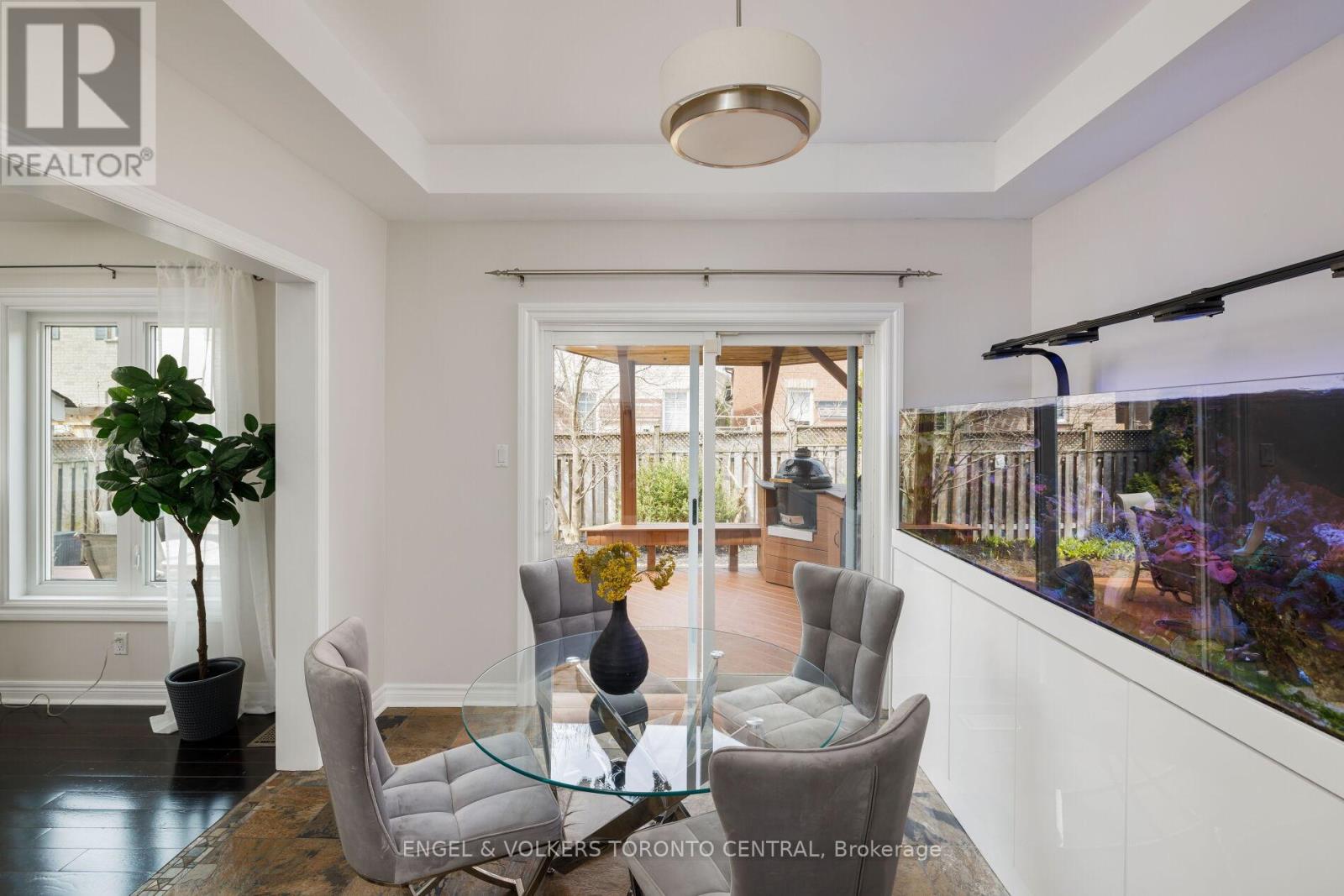 337 KIRKVALLEY CRESCENT - 16