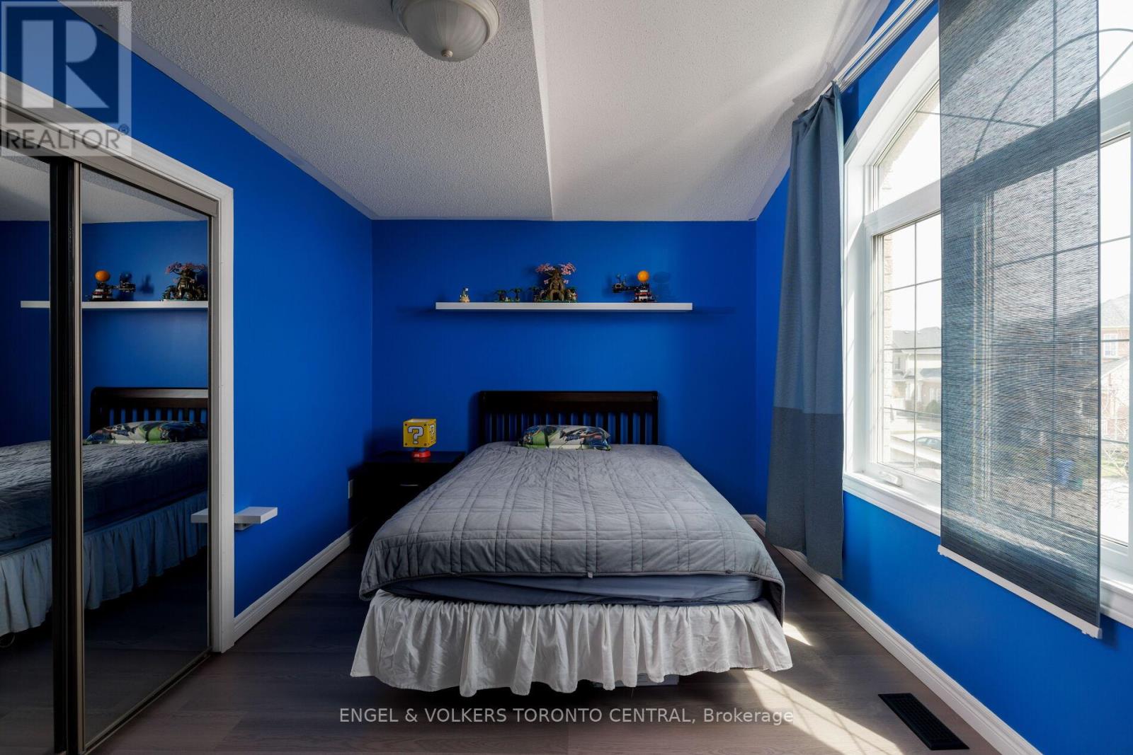 337 KIRKVALLEY CRESCENT - 25