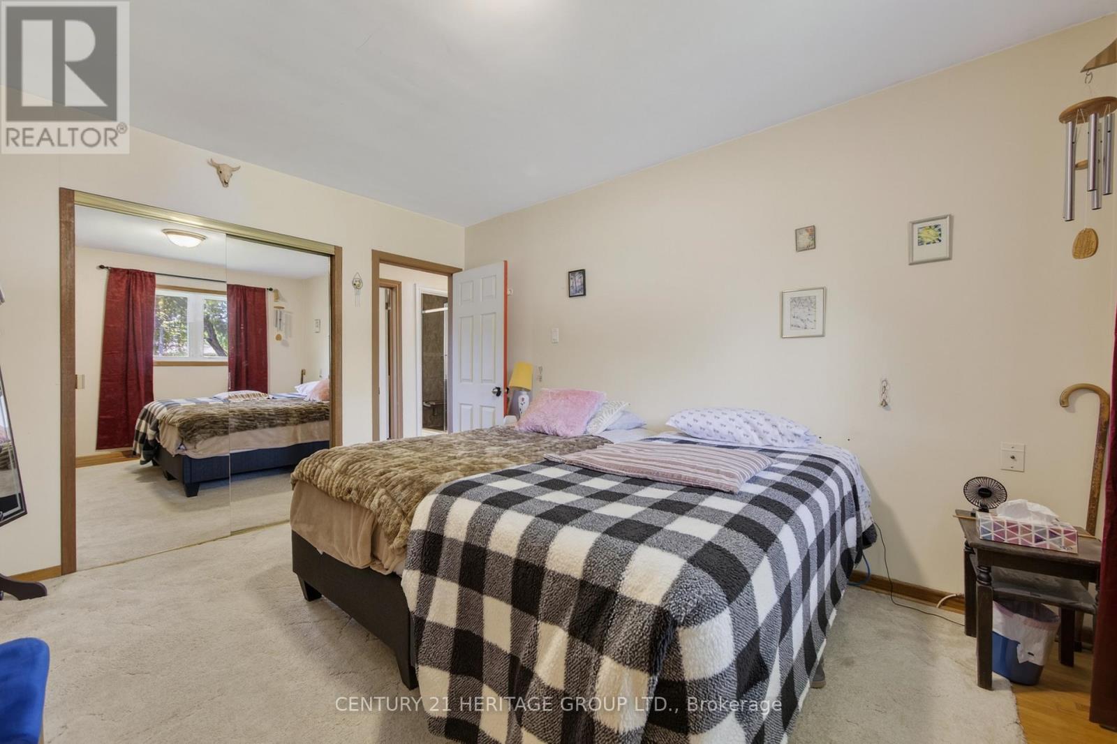 640 SIMCOE ROAD - 15