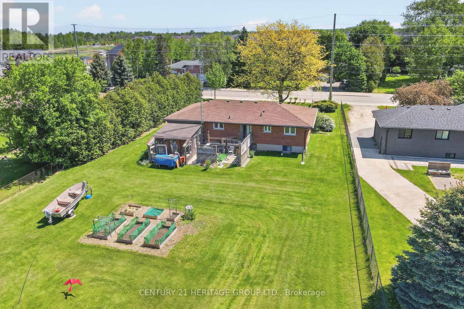 640 SIMCOE ROAD - 33