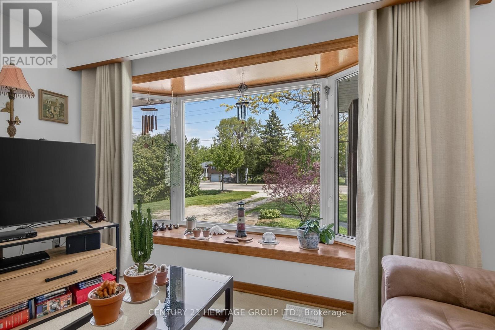 640 SIMCOE ROAD - 8