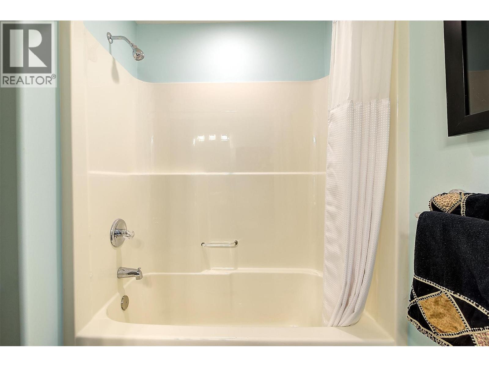  3590 Shadow Creek Drive, Kelowna