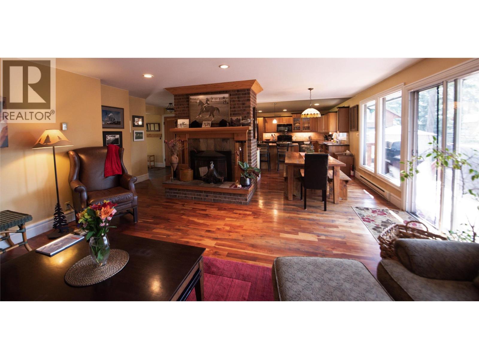 1306 Selkirk Drive - 5
