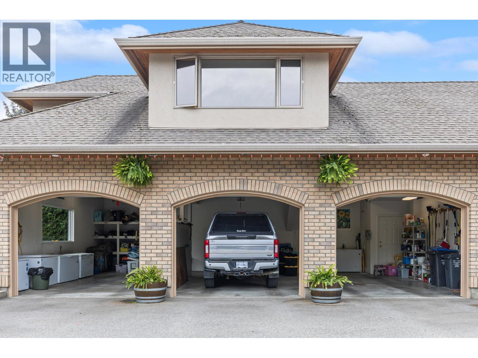  1145 Mckenzie Road, Kelowna