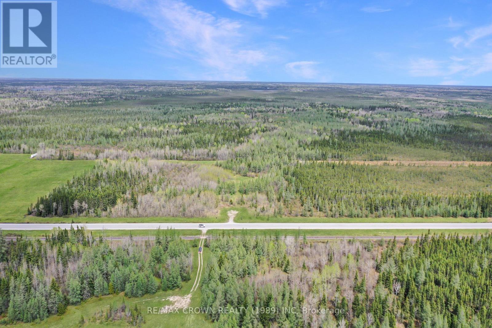 FAUQUIER-STRICKLAND - 319 HIGHWAY 11, Kapuskasing — photo 2