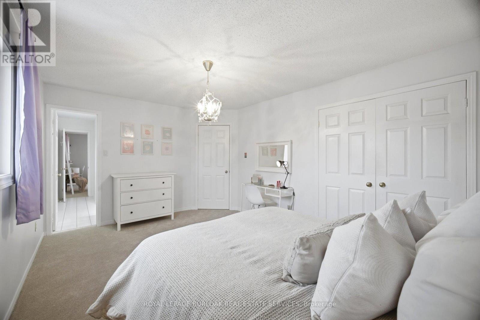 1122 BERKSHIRE COURT - 31