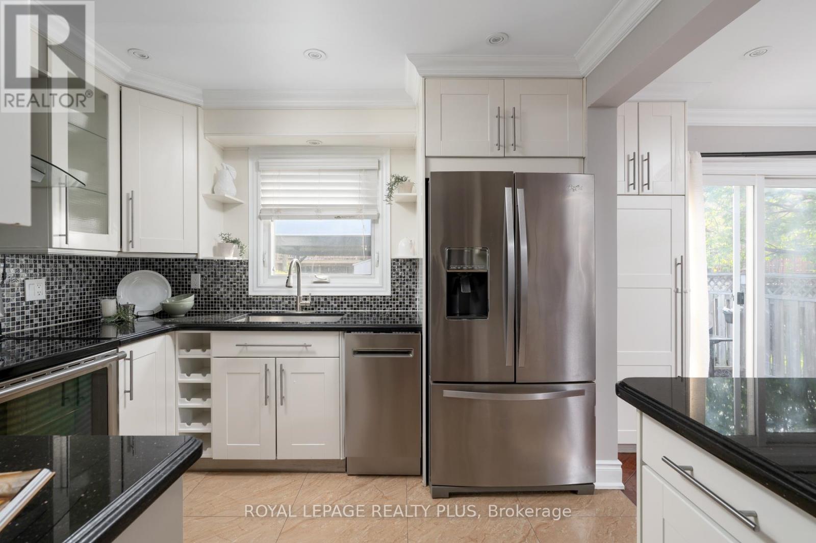 5229 PALOMAR CRESCENT - 15