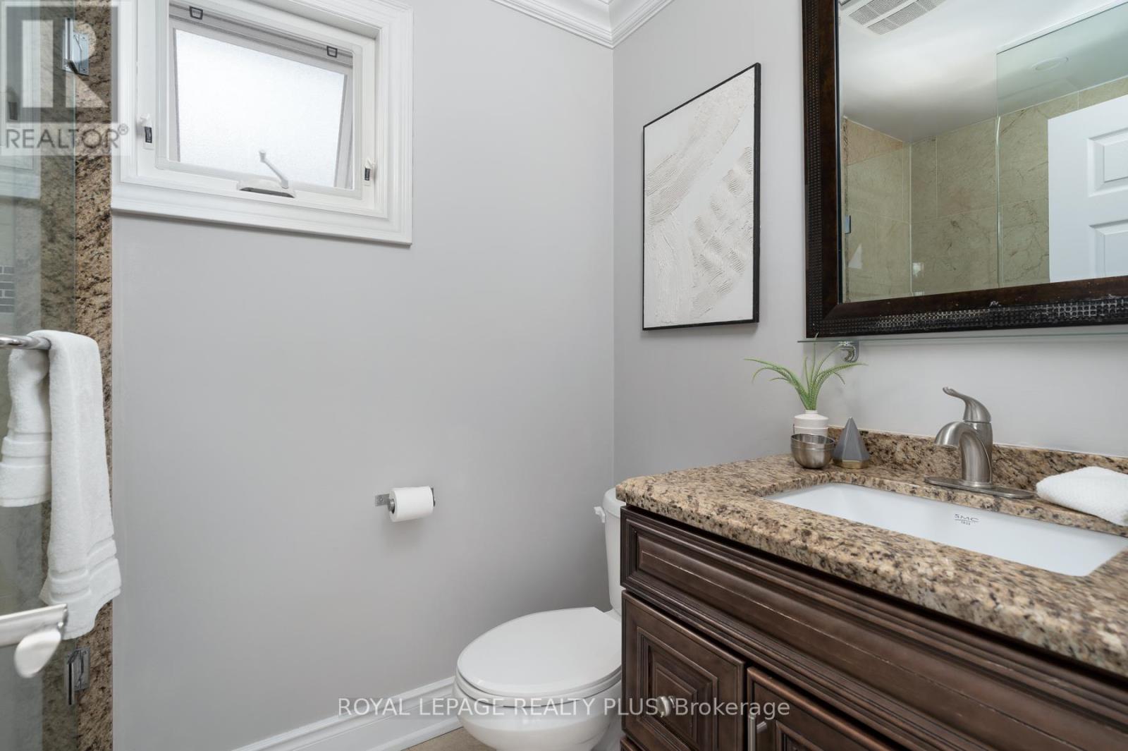 5229 PALOMAR CRESCENT - 23