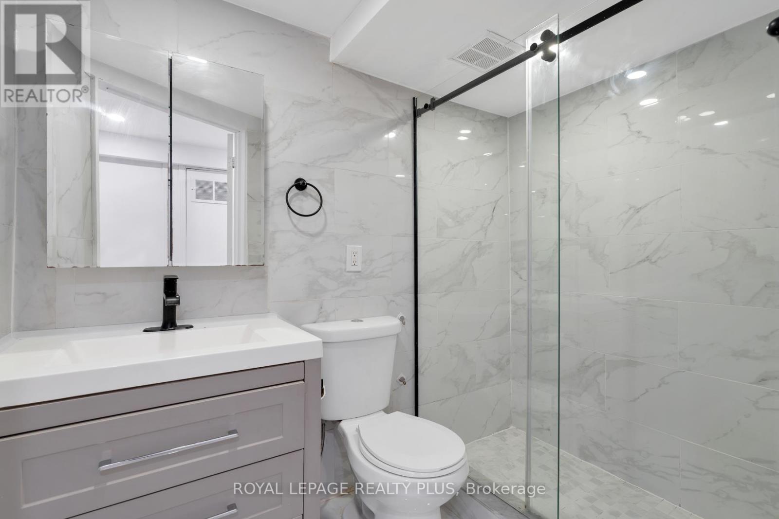 5229 PALOMAR CRESCENT - 36