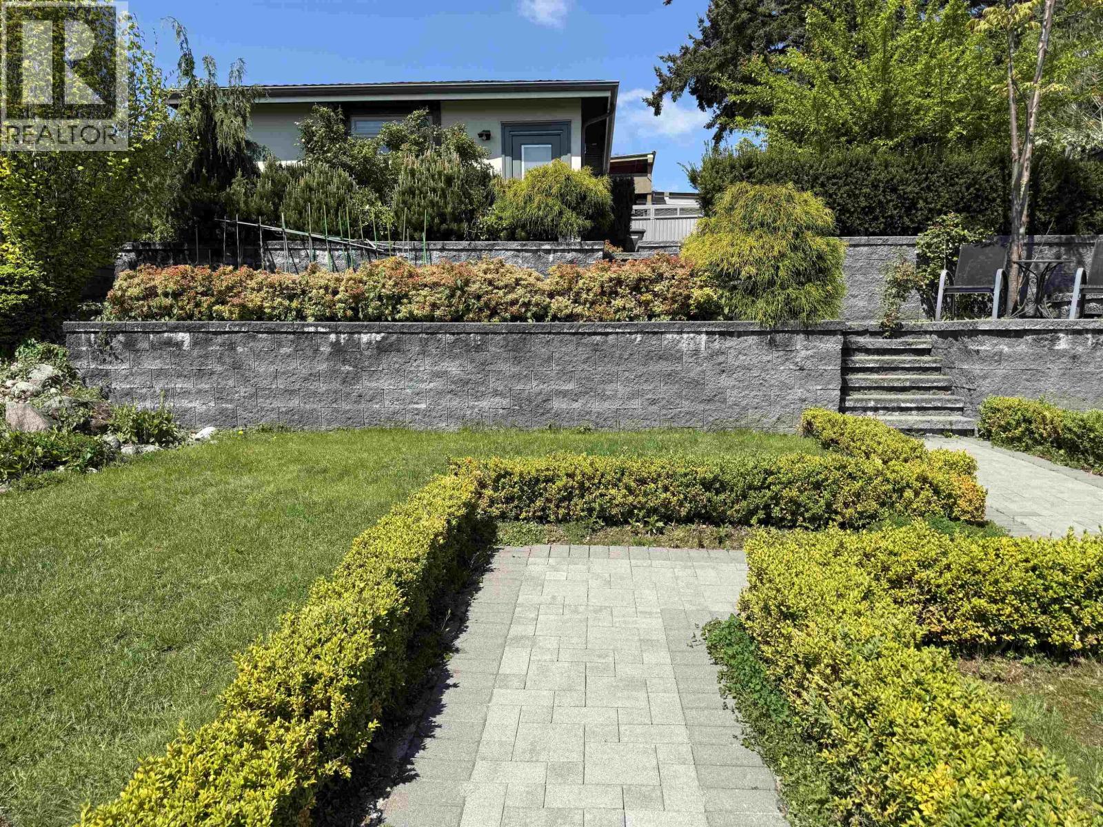 6 Bed, 7 Bath House for Sale in Burnaby – 7525 13TH AVENUE, Burnaby – MLS# R3124818 - Image 22