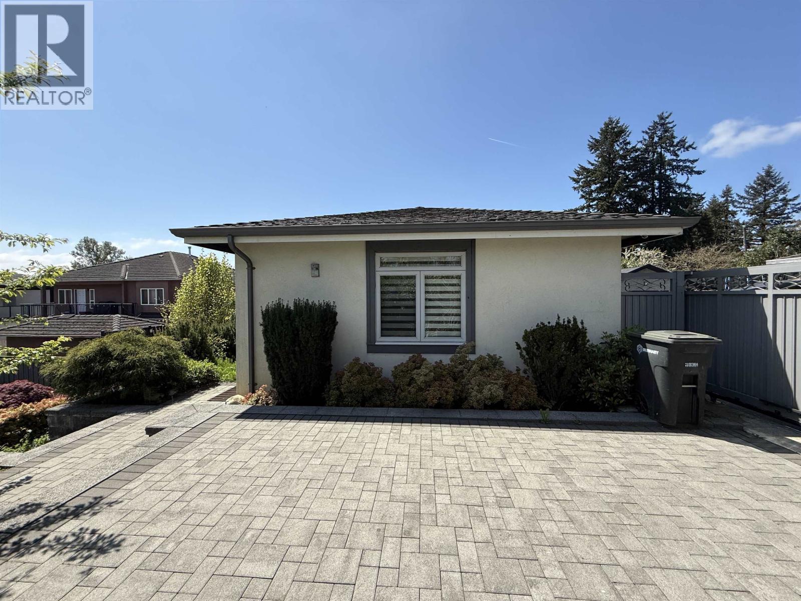 6 Bed, 7 Bath House for Sale in Burnaby – 7525 13TH AVENUE, Burnaby – MLS# R3124818 - Image 23