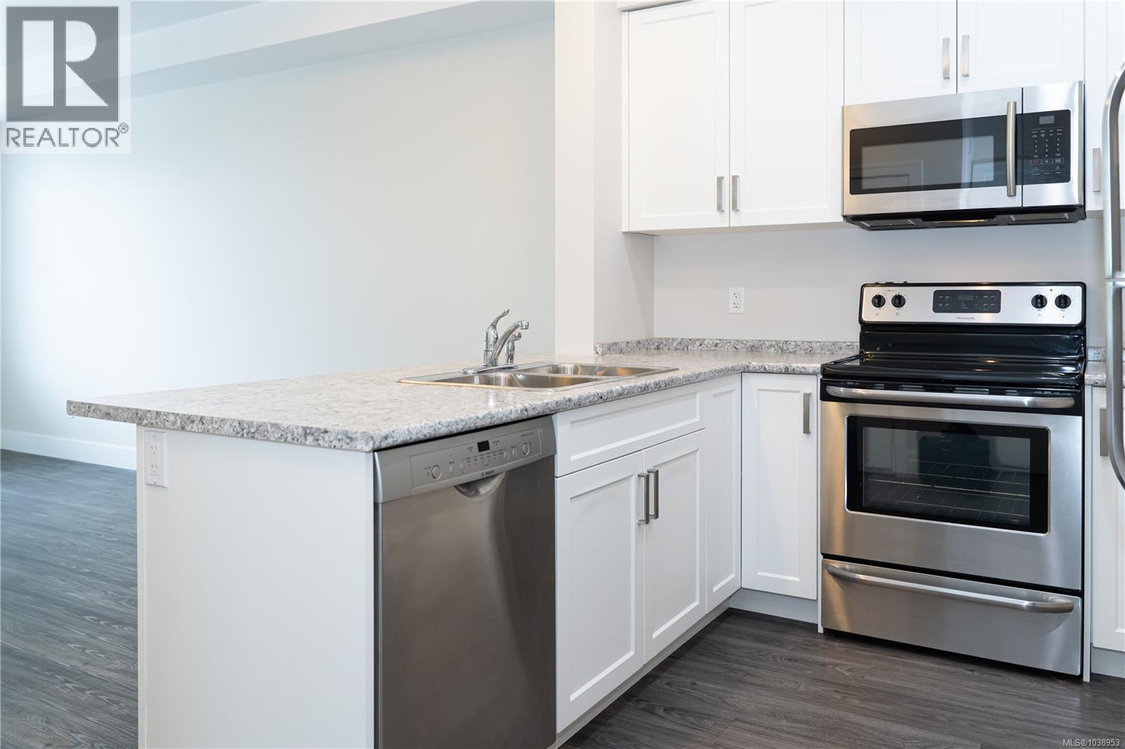 203 4960 Songbird Pl, Nanaimo