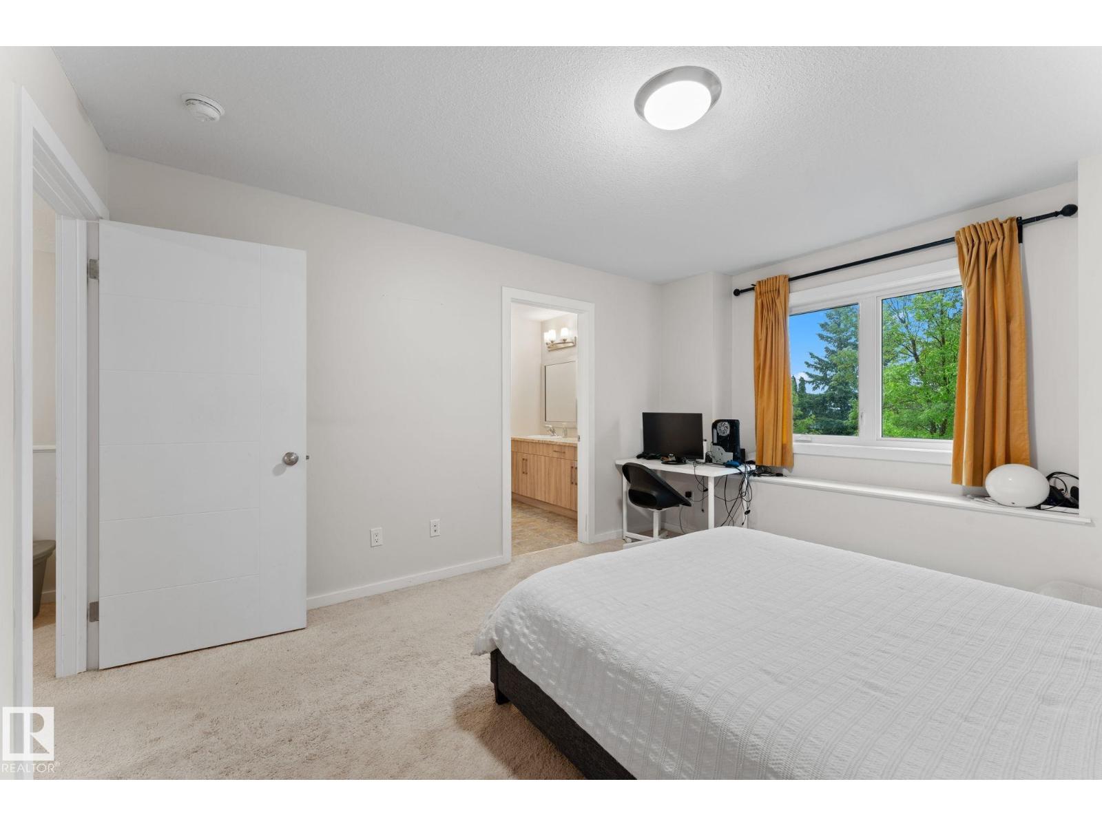 11840 122 ST NW - 18