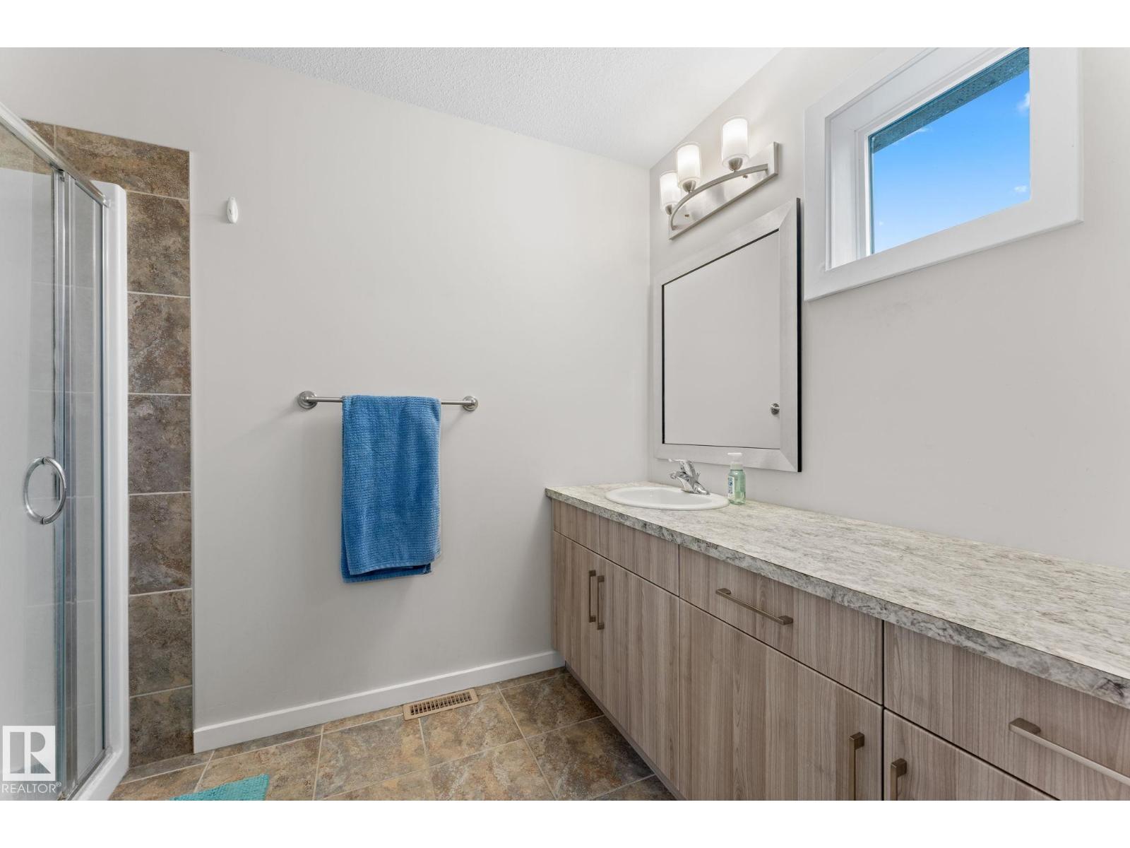 11840 122 ST NW - 19