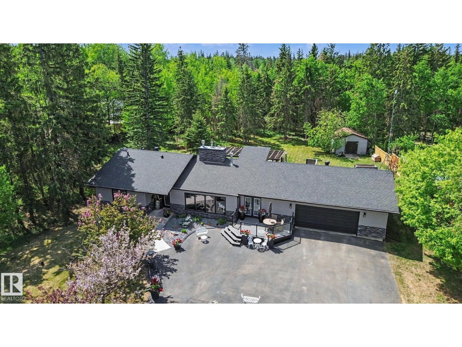 #32 54006 RGE ROAD 261 - 1