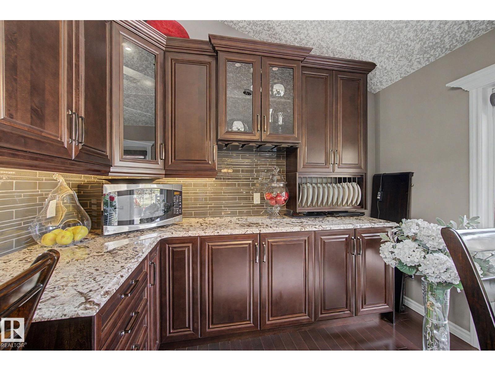 #32 54006 RGE ROAD 261 - 13