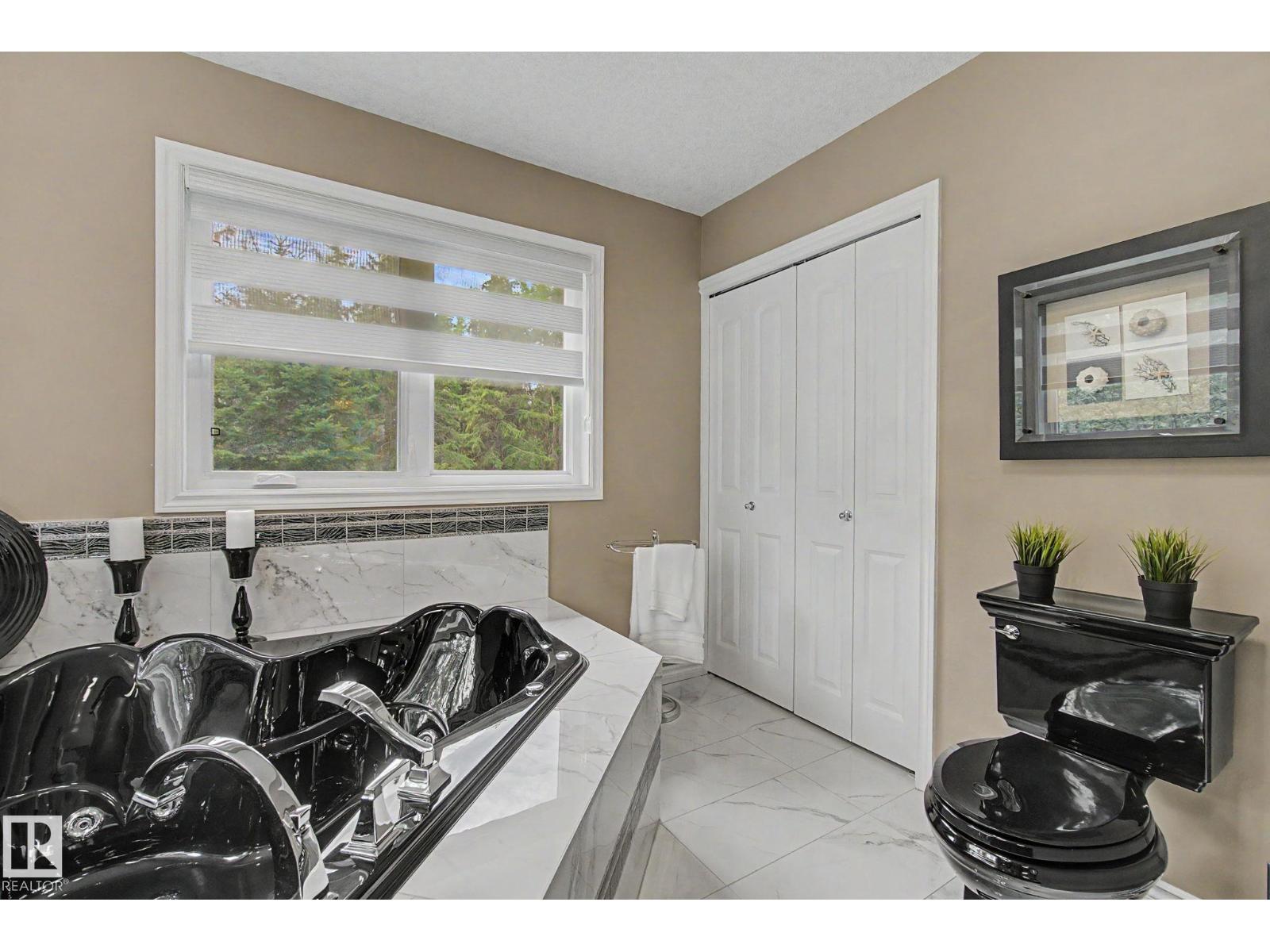 #32 54006 RGE ROAD 261 - 30