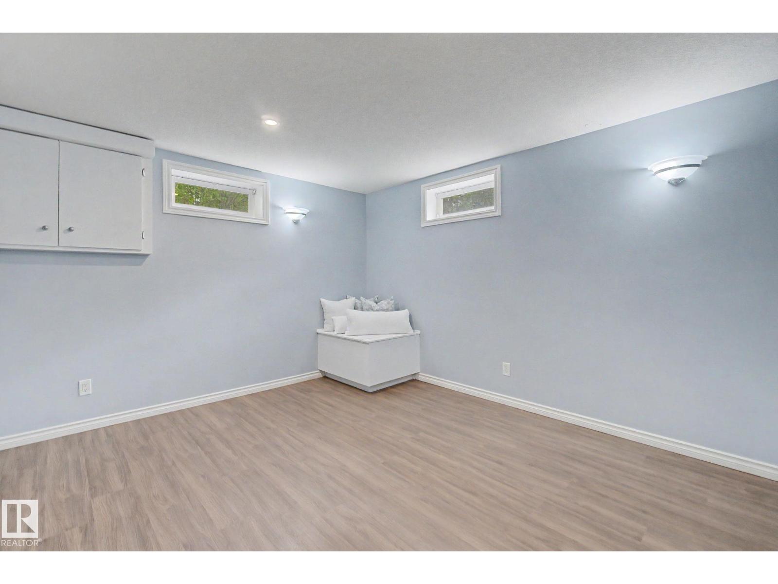 #32 54006 RGE ROAD 261 - 42