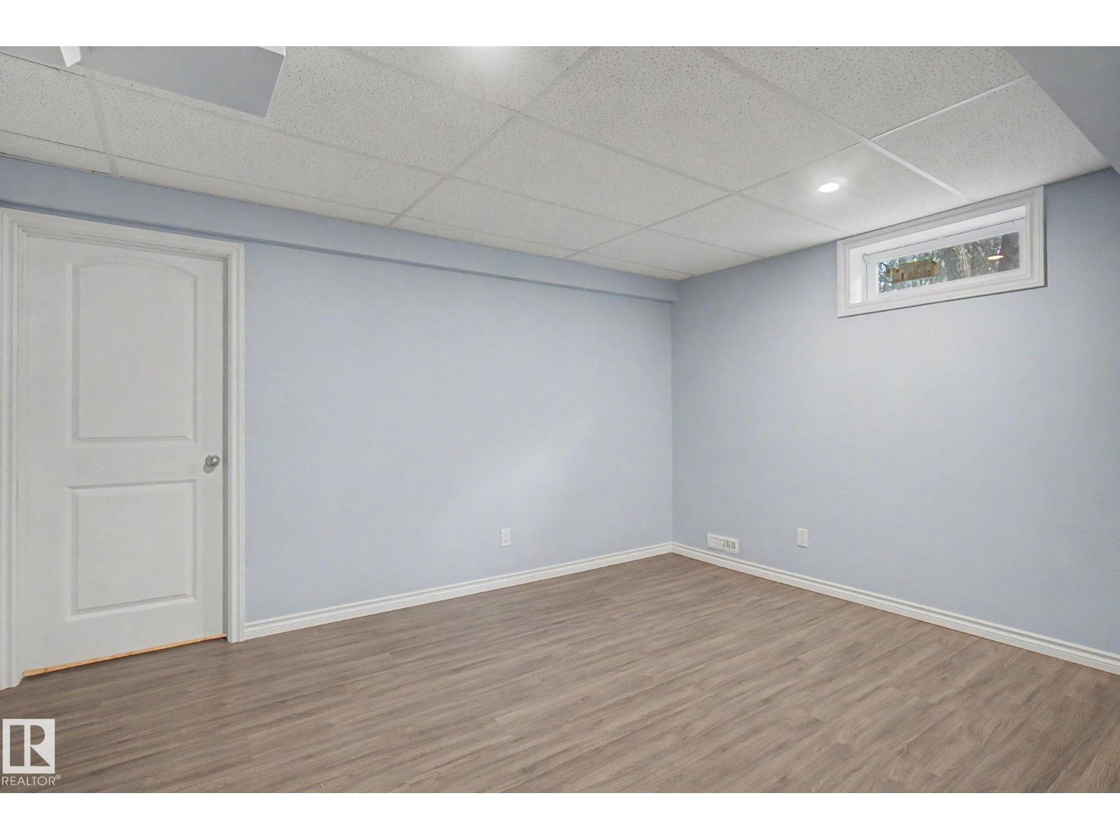 #32 54006 RGE ROAD 261 - 44