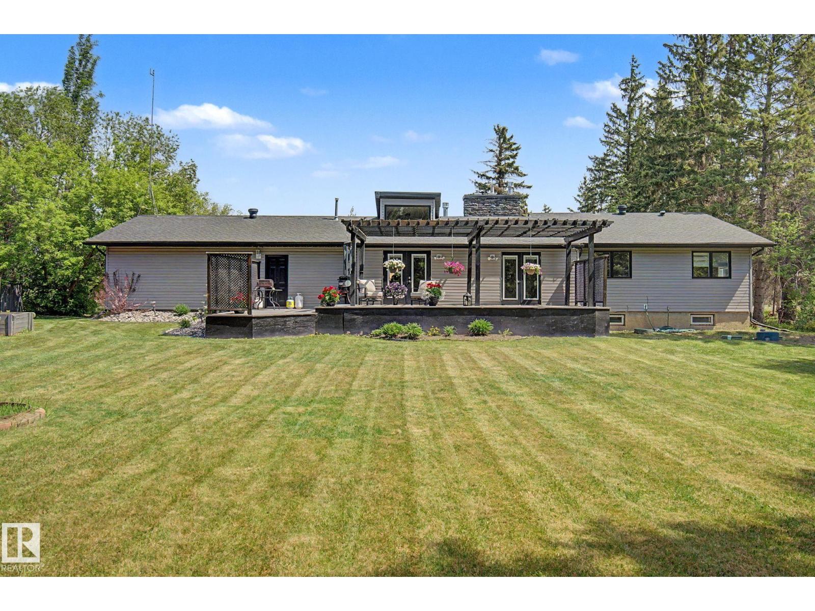 #32 54006 RGE ROAD 261 - 55