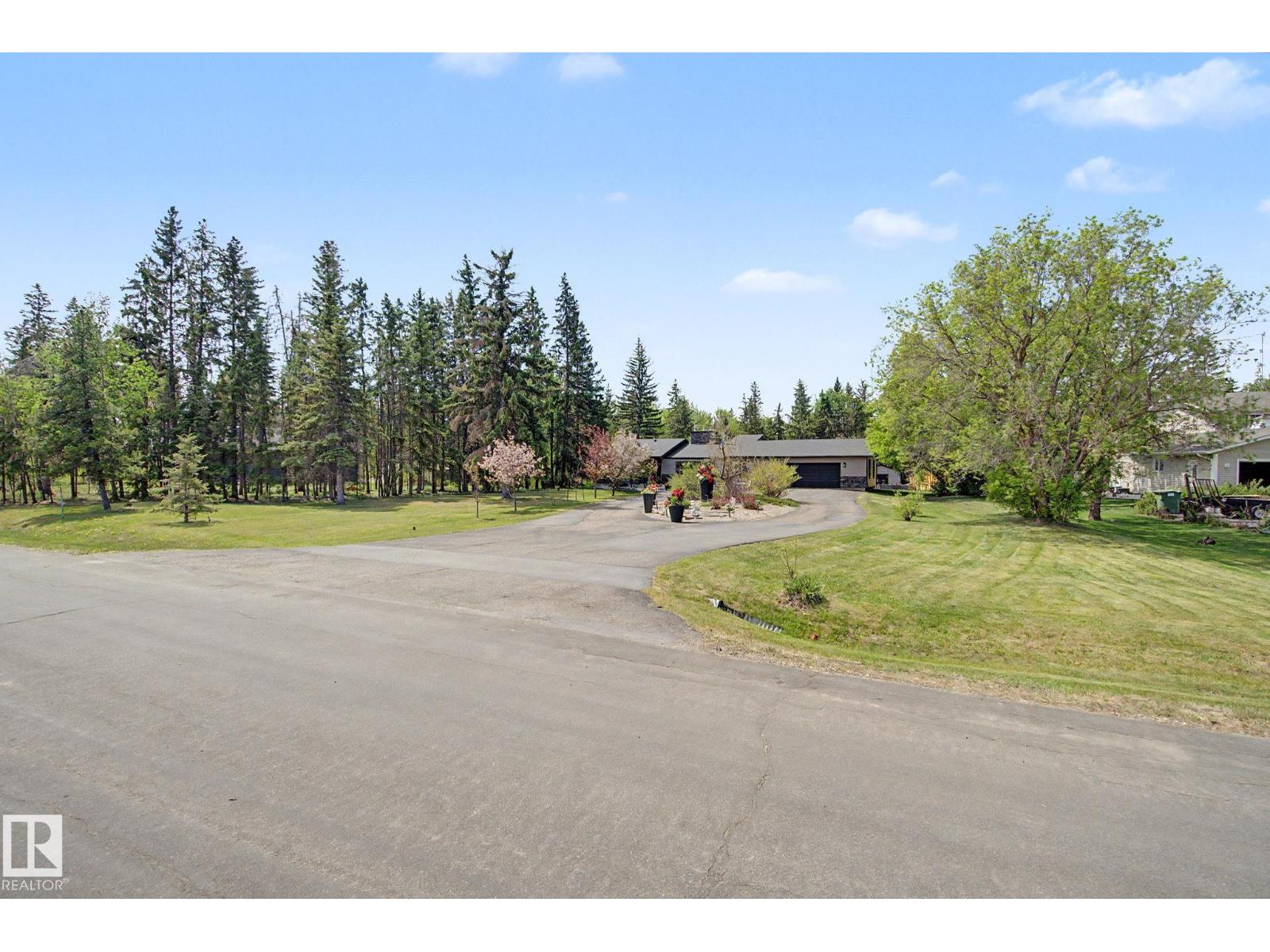 #32 54006 RGE ROAD 261 - 70