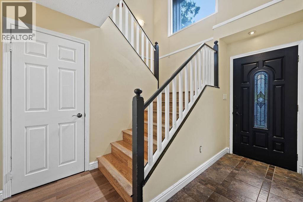 5 Bed, 3 Bath House for Sale in Coquitlam – 407 DARTMOOR DRIVE, Coquitlam – MLS# R3125750 - Image 19