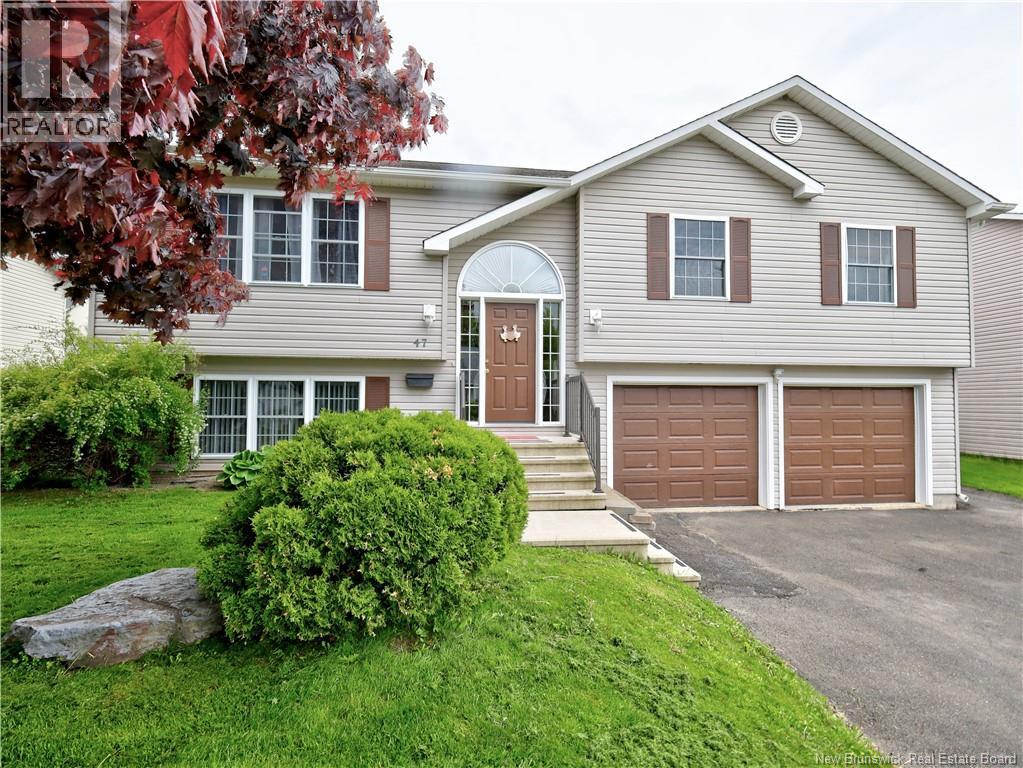 47 Lansdown Avenue - 1