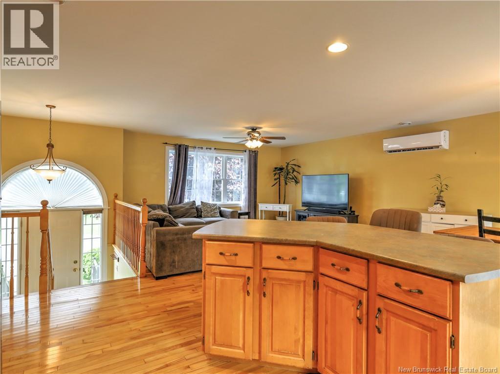 47 Lansdown Avenue - 15