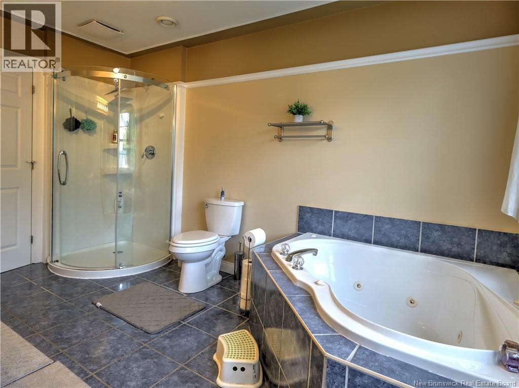 47 Lansdown Avenue - 22