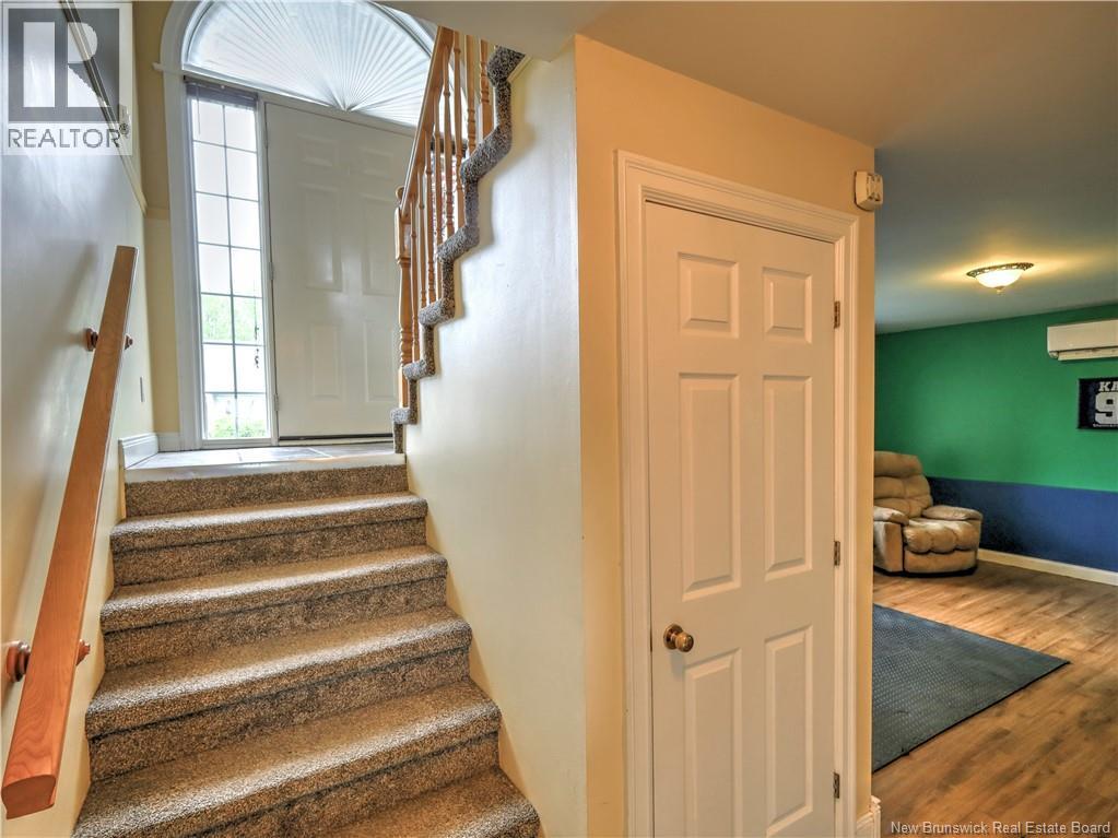 47 Lansdown Avenue - 30