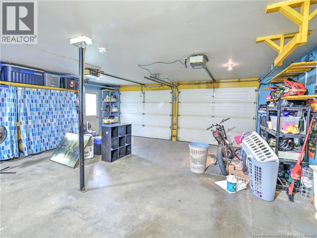 47 Lansdown Avenue - 39