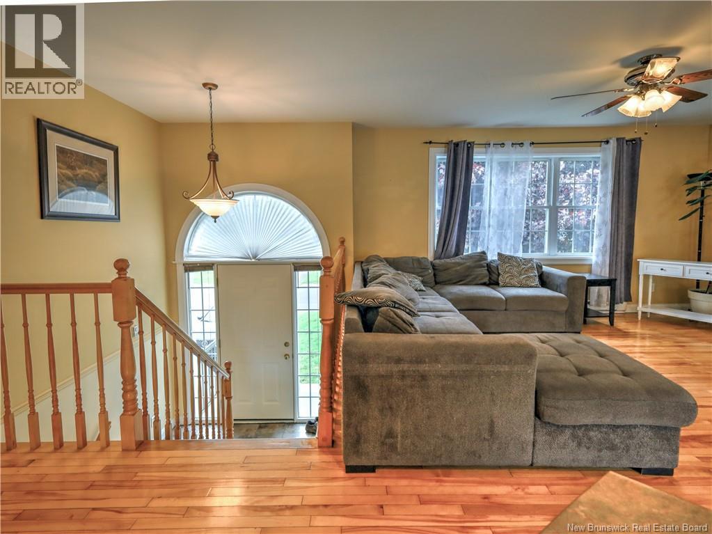 47 Lansdown Avenue - 5