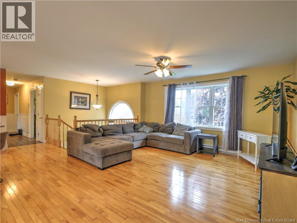 47 Lansdown Avenue - 8