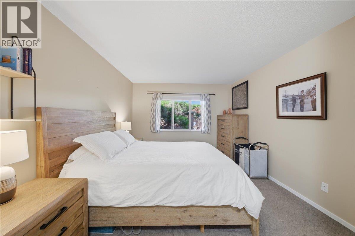 105 7231 ANTRIM AVENUE, Burnaby