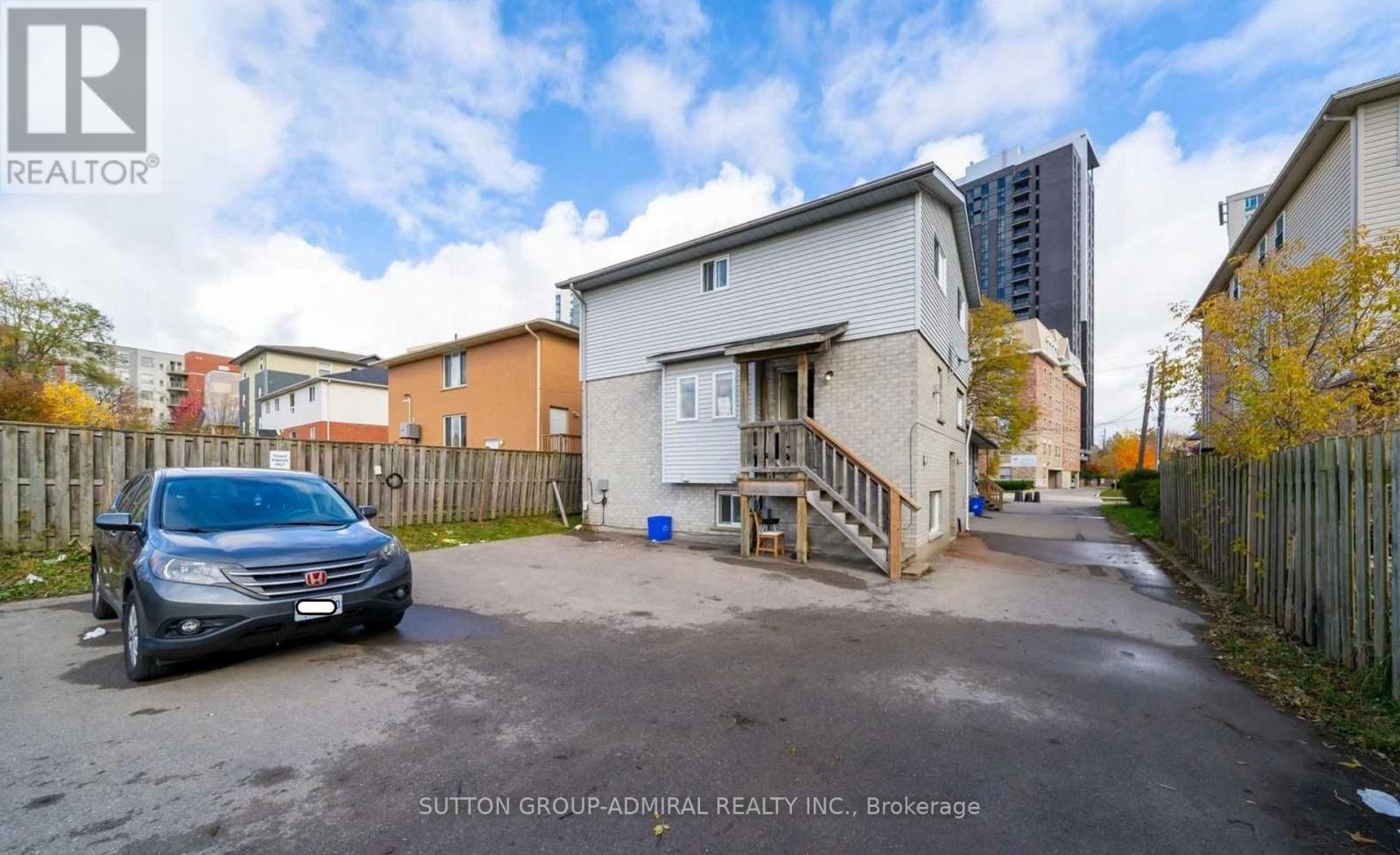 329 SPRUCE STREET - 3
