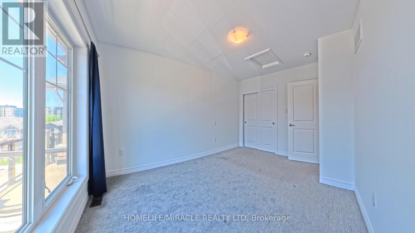 #129 10 BIRMINGHAM DRIVE - 35