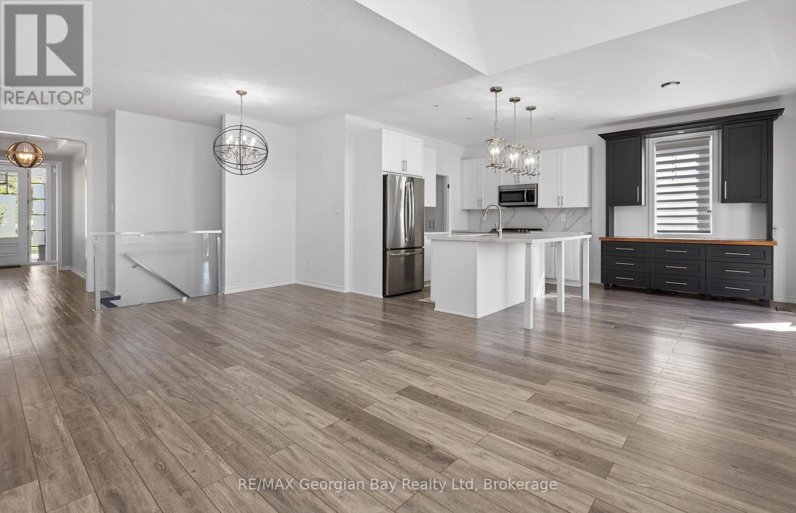 615 BAYPORT BOULEVARD - 11
