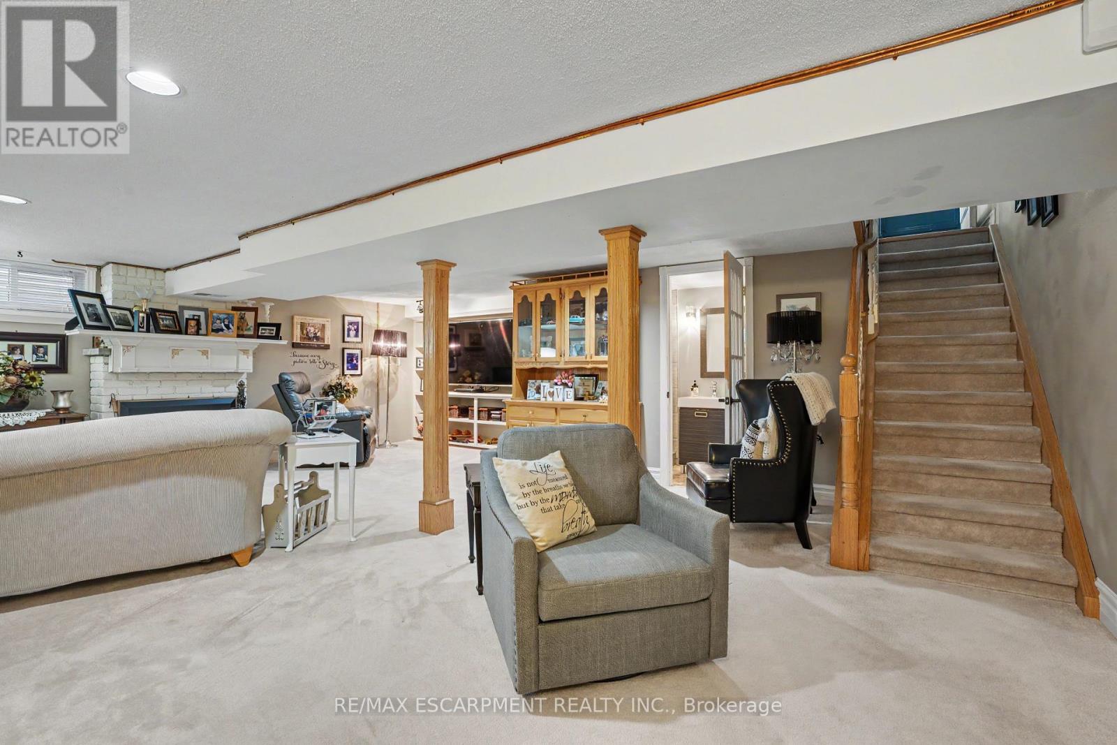 52 LORNE AVENUE - 13