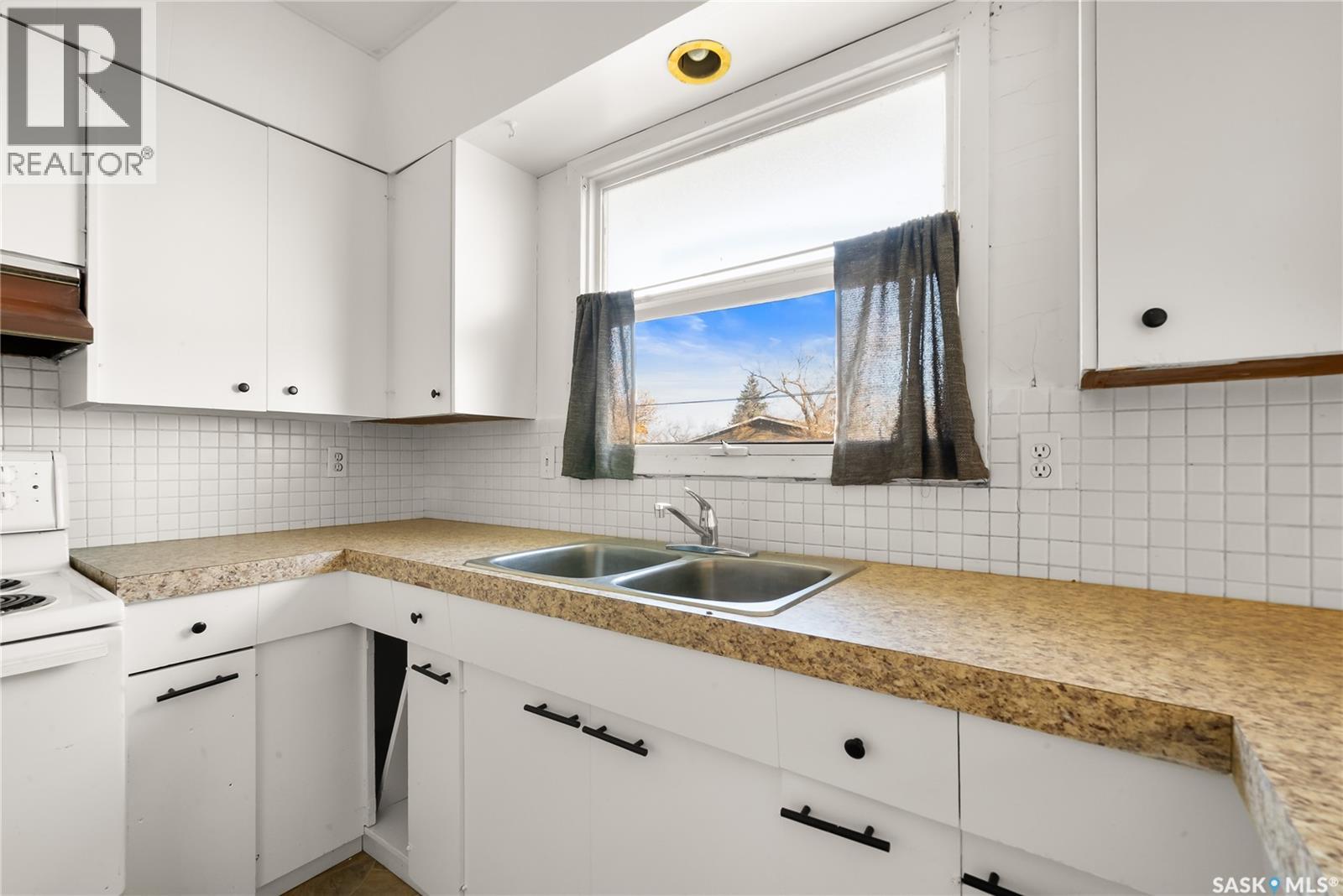 416 Souris AVENUE - 10