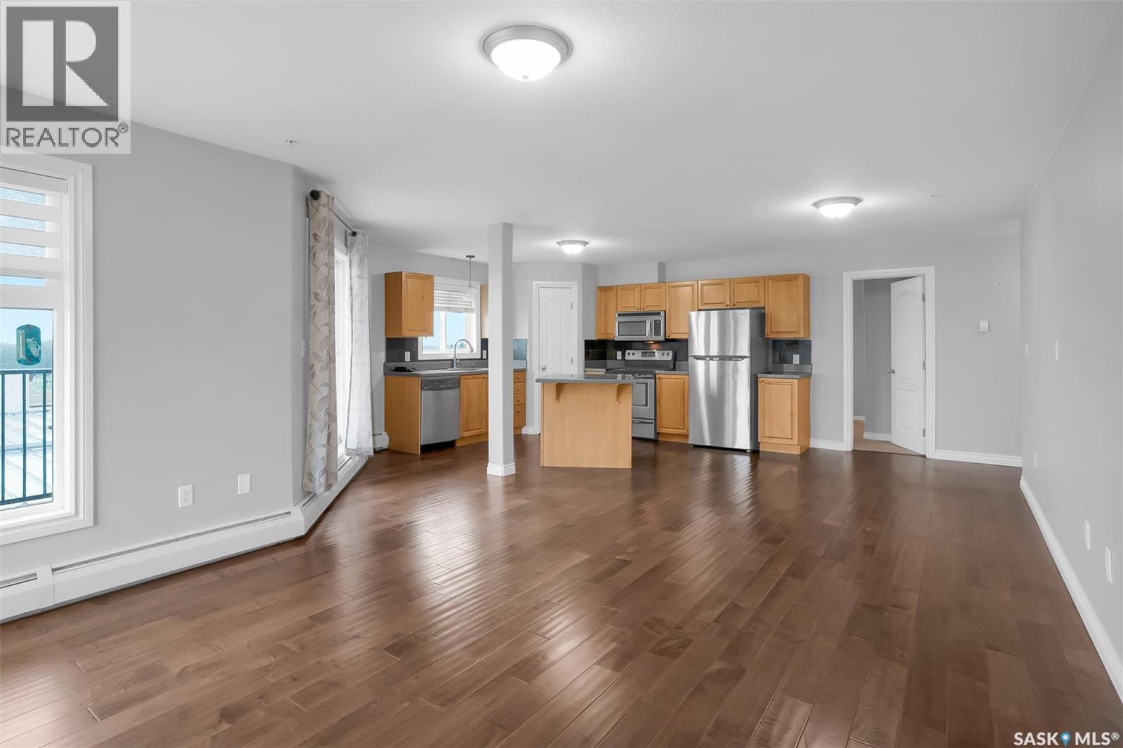 #316 100 1st AVENUE N - 8