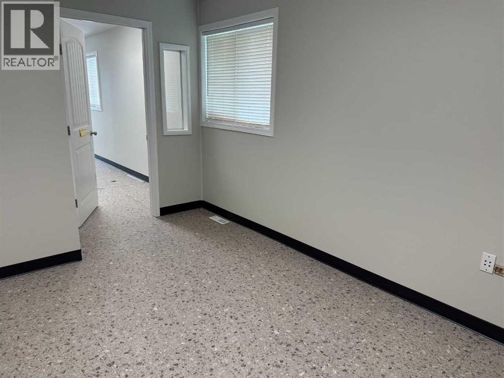 11434 91 Avenue - Photo 12